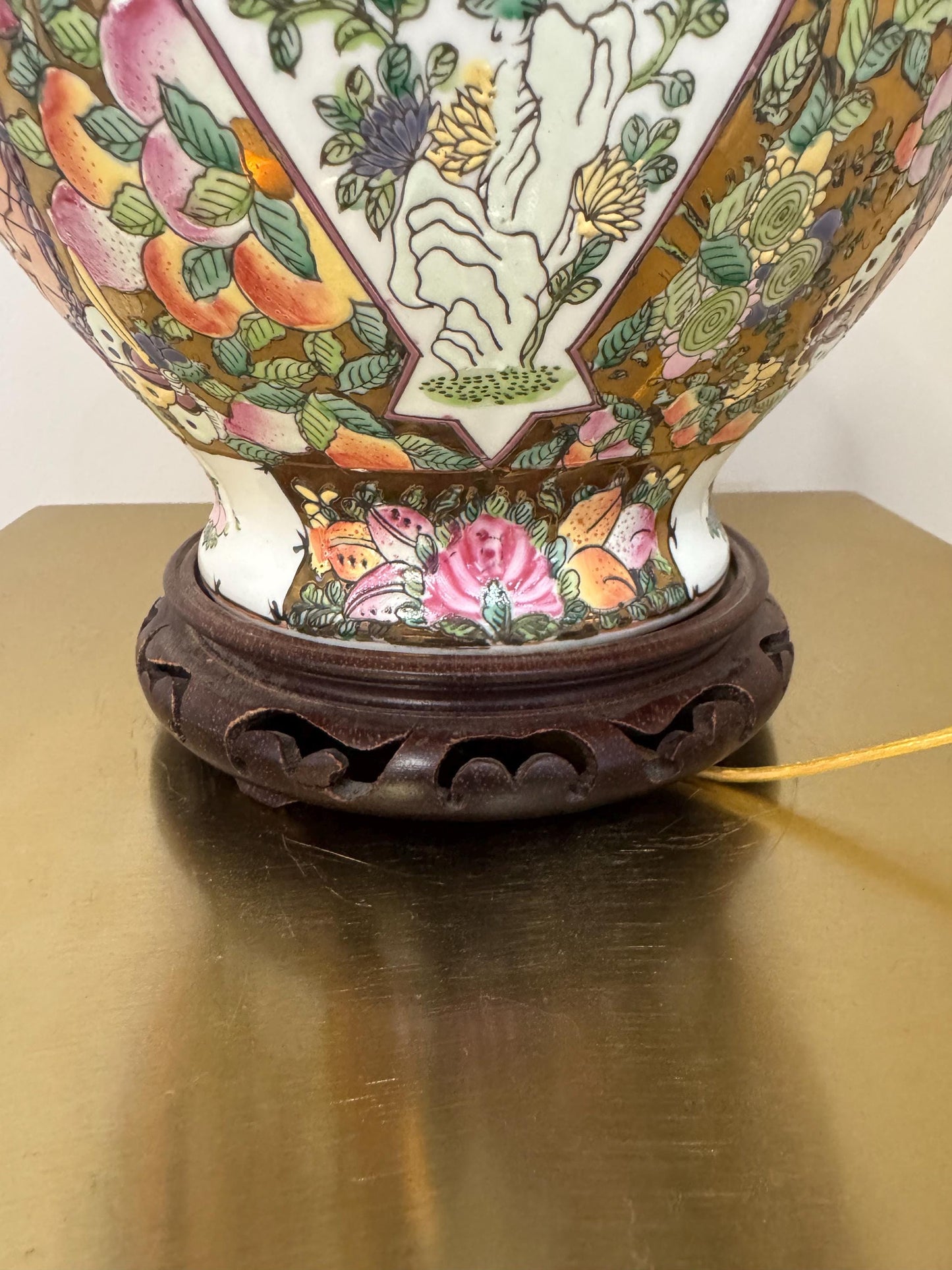 Rose Medallion Lamp Ruffle Ginger Jar Lamp