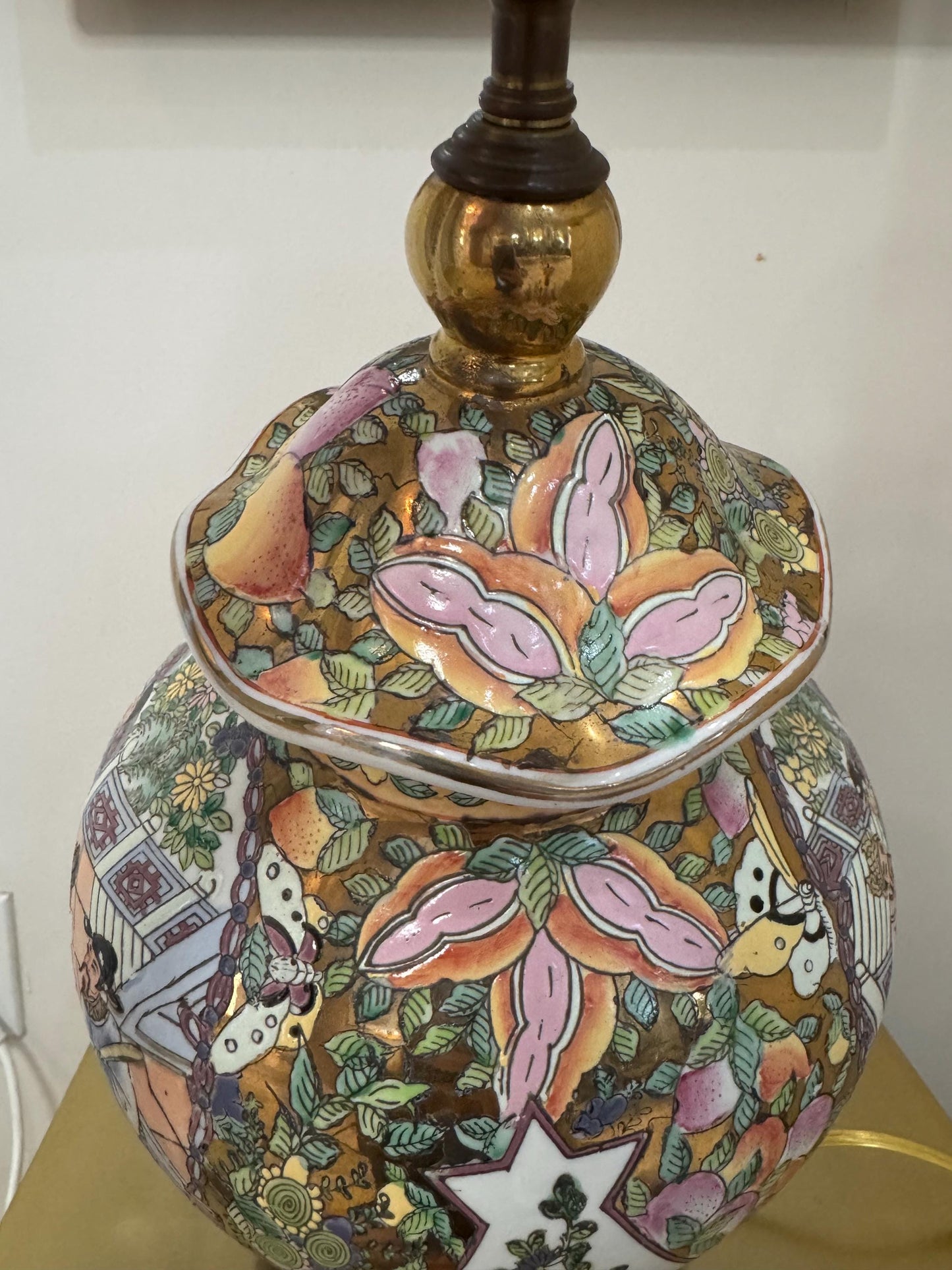 Rose Medallion Lamp Ruffle Ginger Jar Lamp