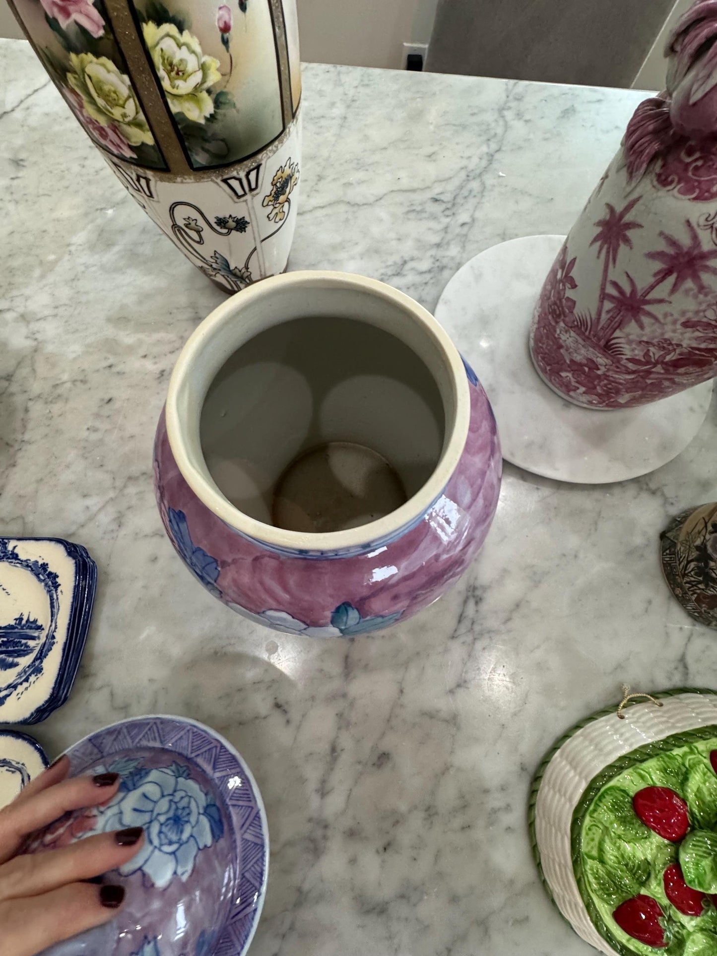 Temple Jar lavender blue with foo dog lid