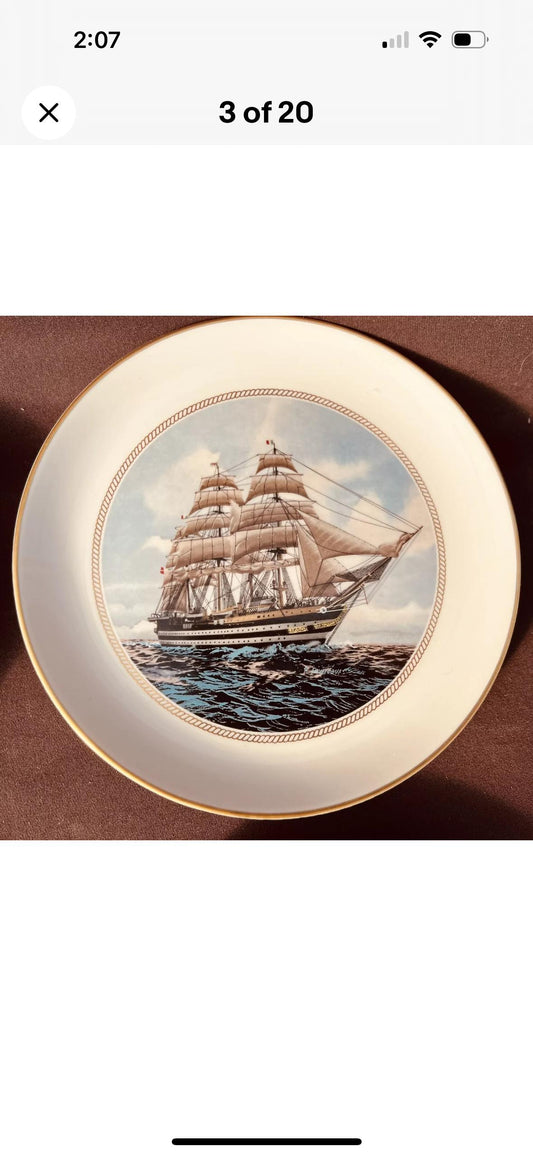 Danbury Ship Plates British Sailing Ships Nautical Plate Wall Coastal Chic Boys Room Decor 9 plates Danbury mint gold edged ship plates