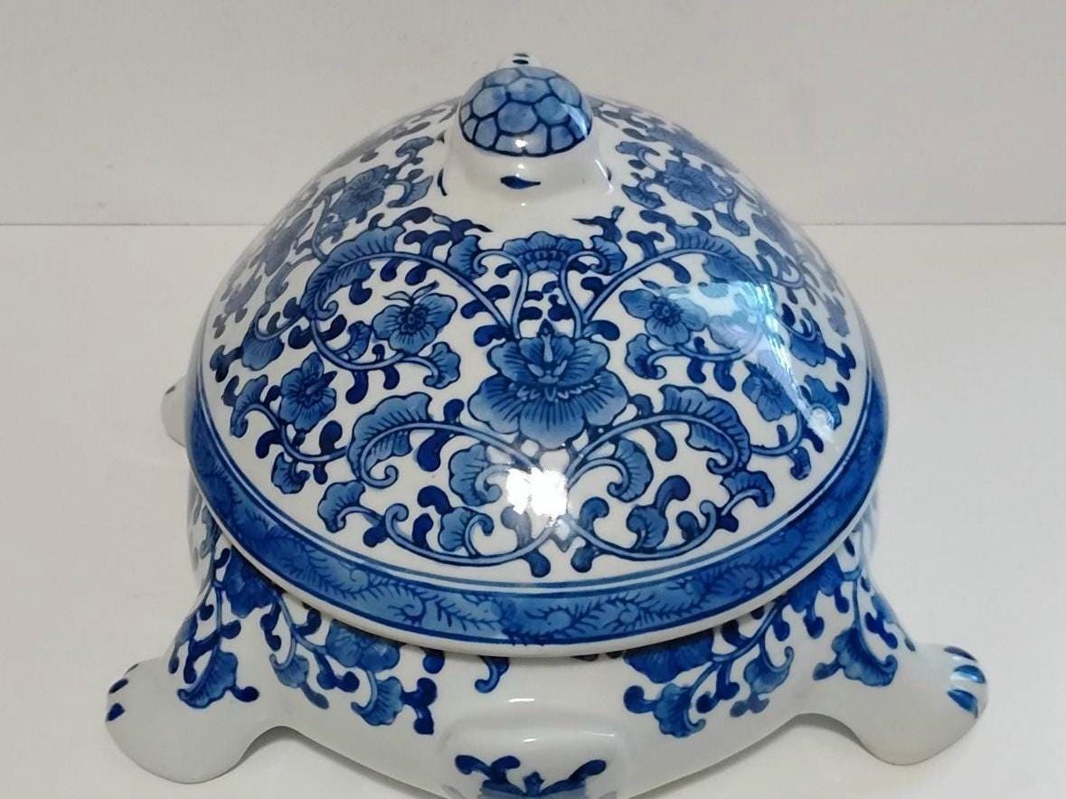 Bombay Company Chinoserie Turtle Lidded Box Blue White Turtle collectible