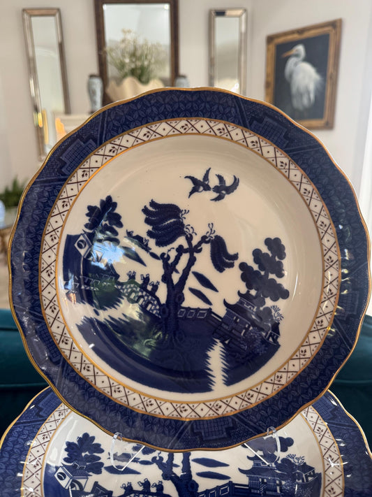 Royal Doulton Fine China Booths real old Willow dinner Plates Stunning Vintage Blue Willow