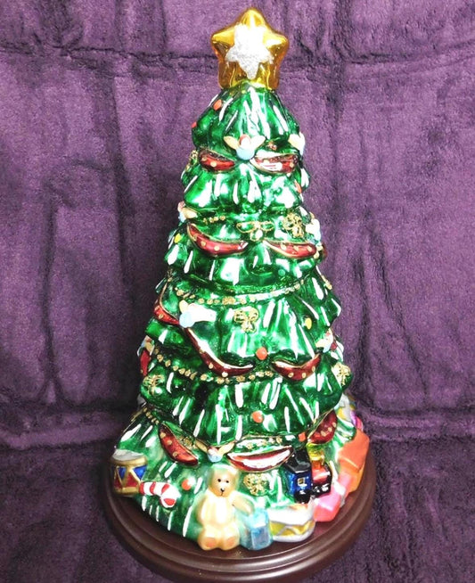 Thomas piccone tree 2017