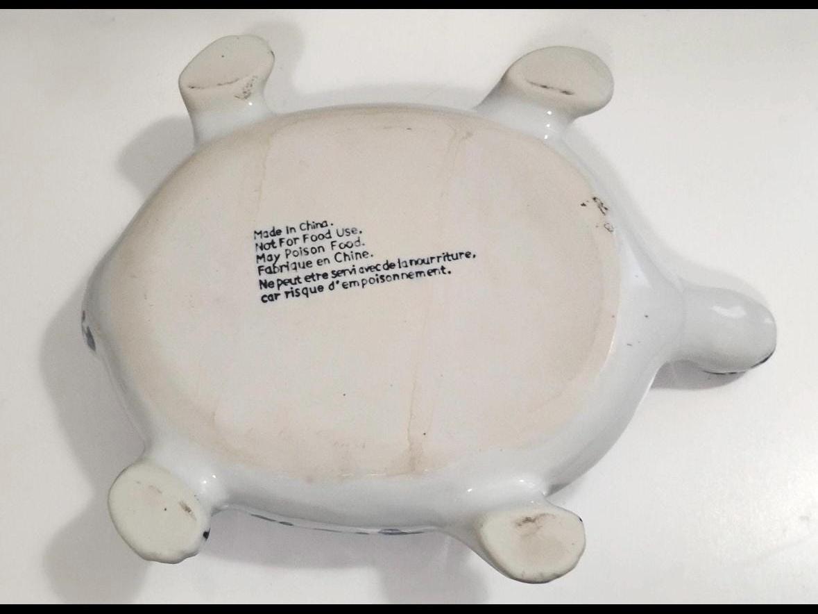 Bombay Company Chinoserie Turtle Lidded Box Blue White Turtle collectible