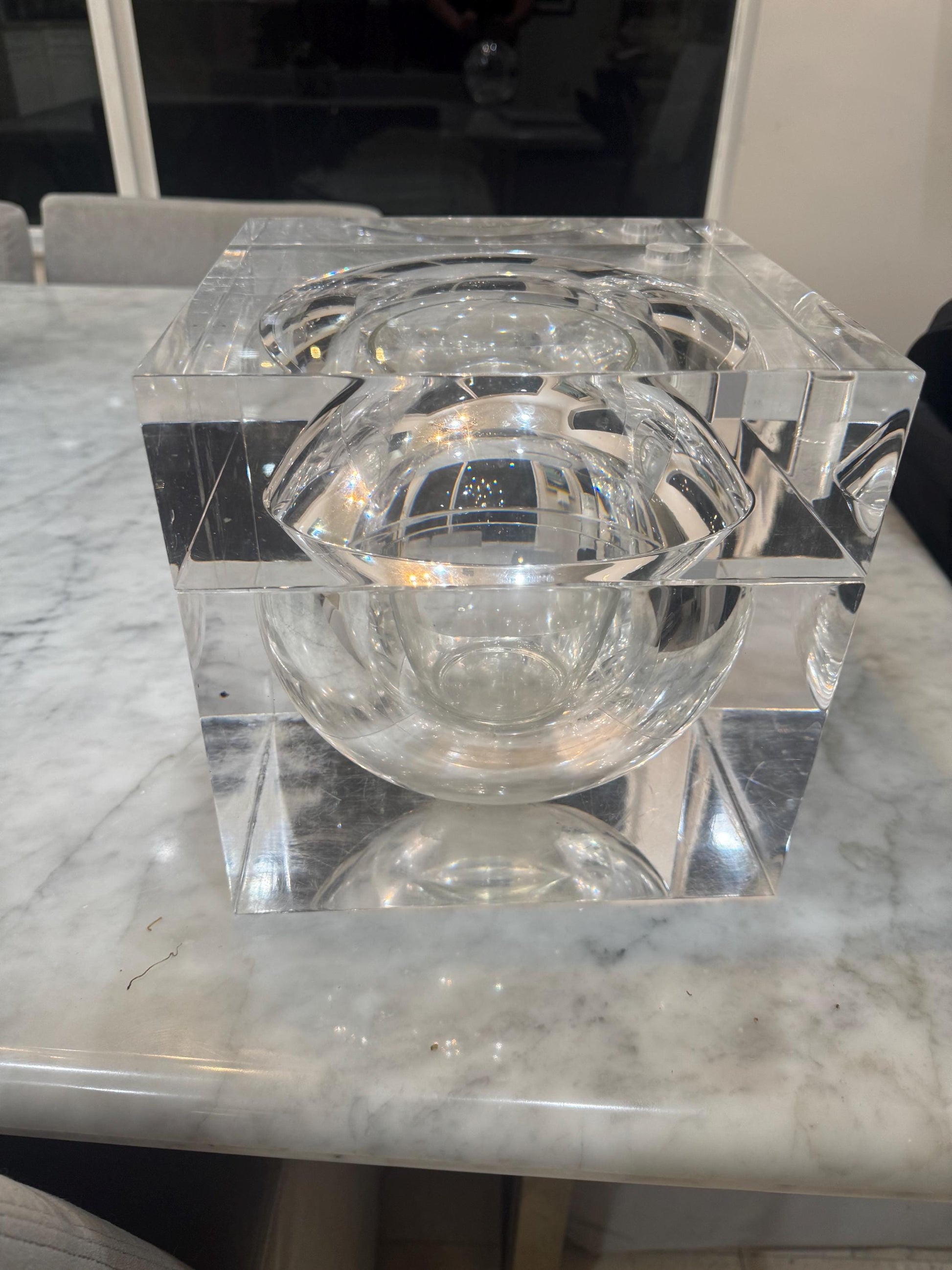 Italian Lucite Ice Bucket in the Style of Albrizzi - Mid-Century Modern Barware