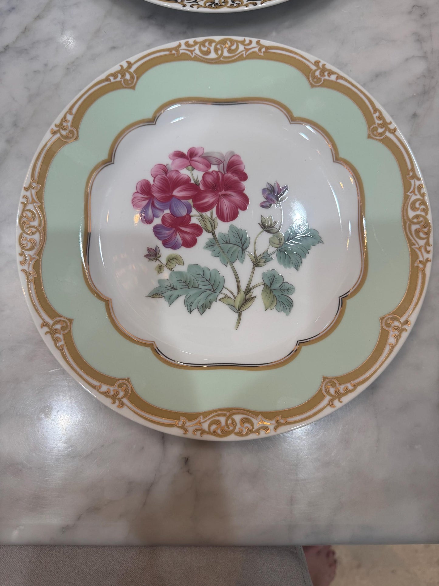 Andrea by Sadek Winterthur Floral plates dinner size set of four