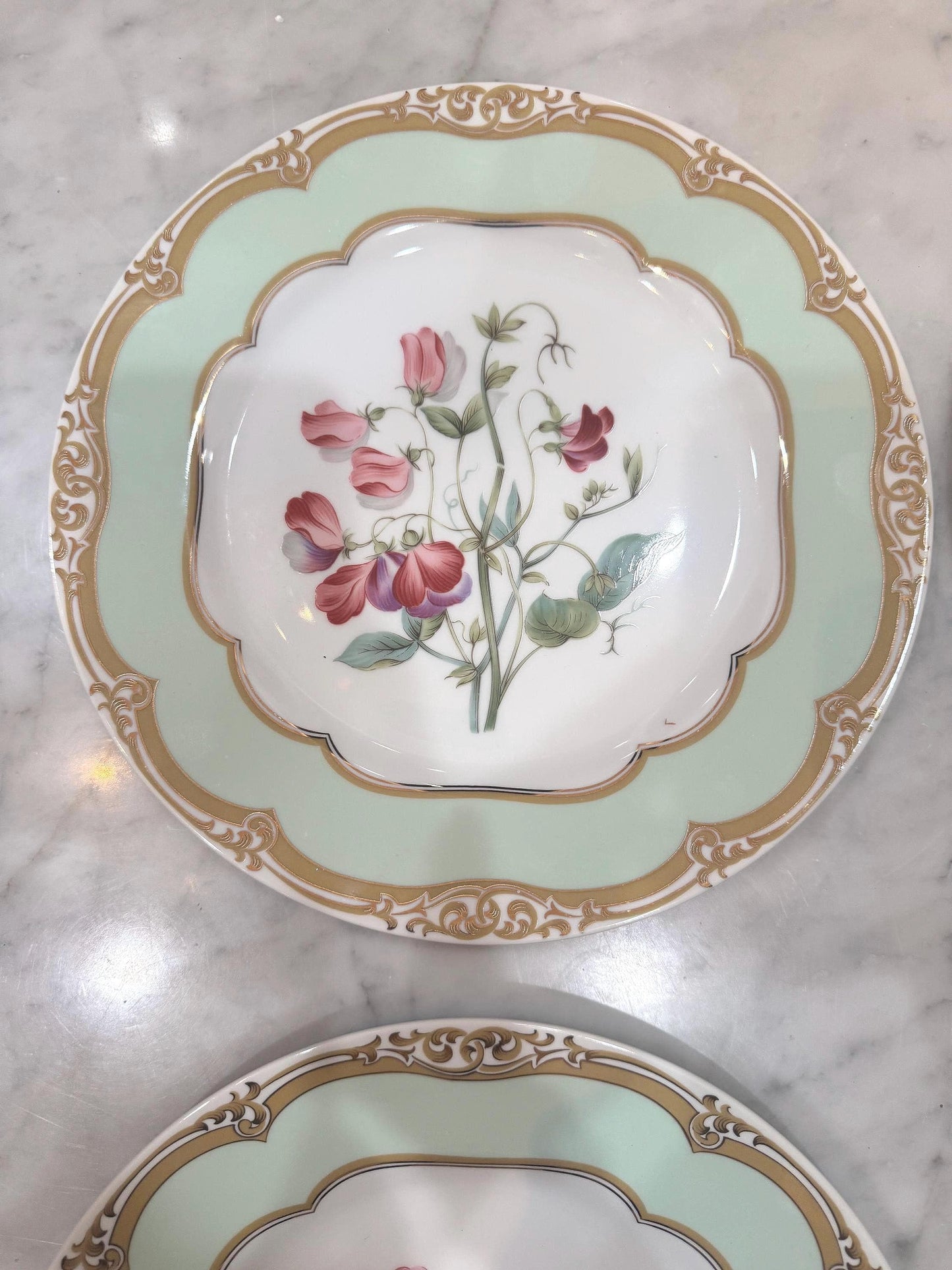 Andrea by Sadek Winterthur Floral plates dinner size set of four