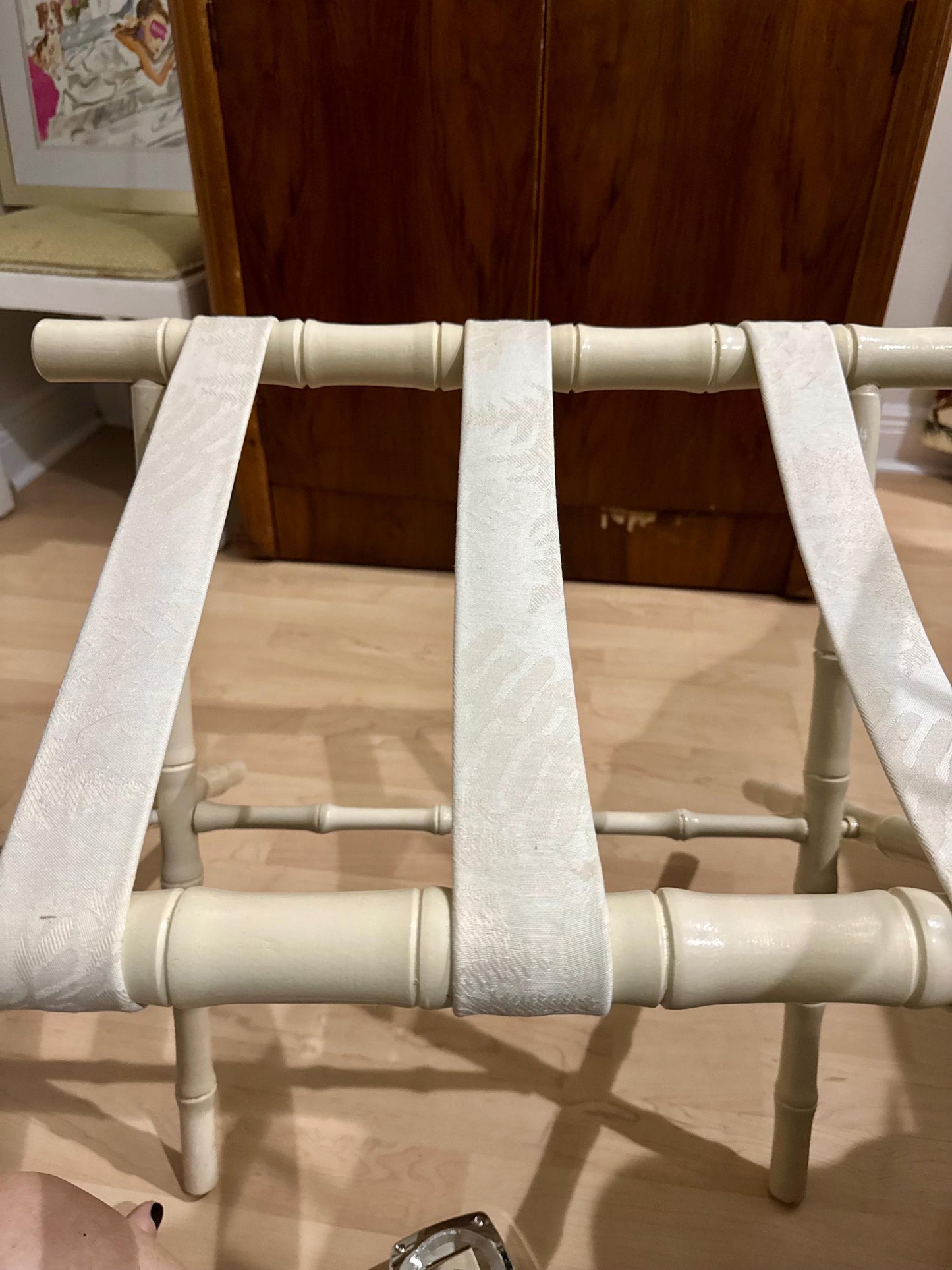 Faux Bamboo Luggage Rack Hollywood Regency Luggage Stand MCM Folding Accent piece Cream bamboo