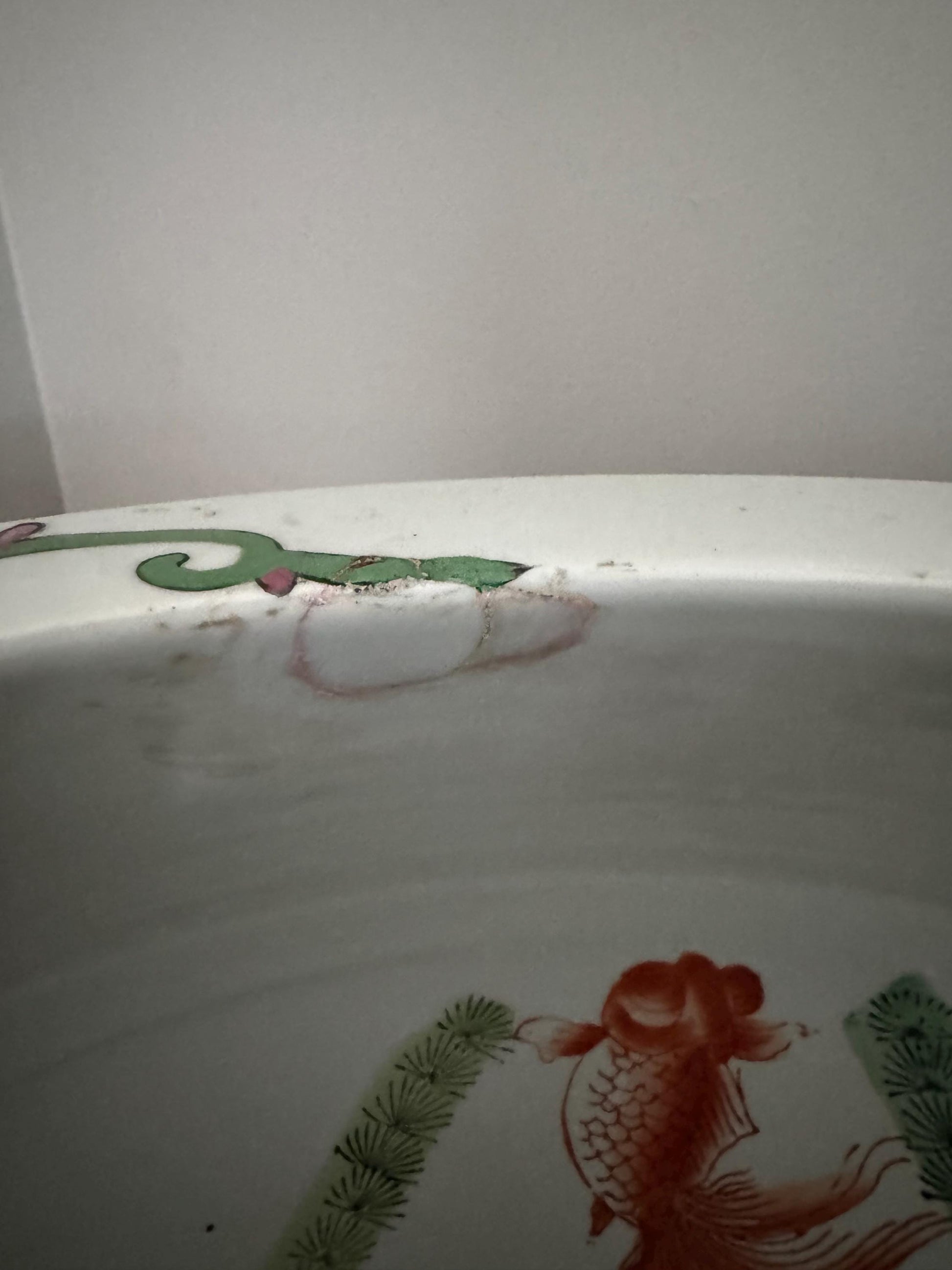 antique Rose Medallion Fish Pot With stand Gorgeous colors Rose famille jardinare