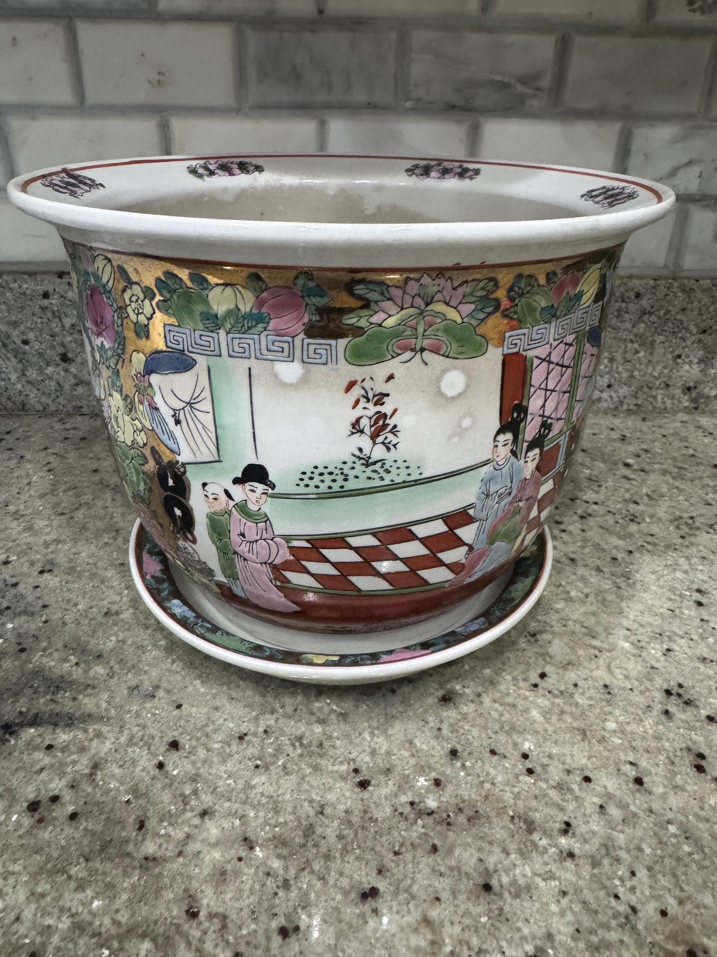 Rose Medallion Planter with drip plate 9 inch vintage planter rose famille