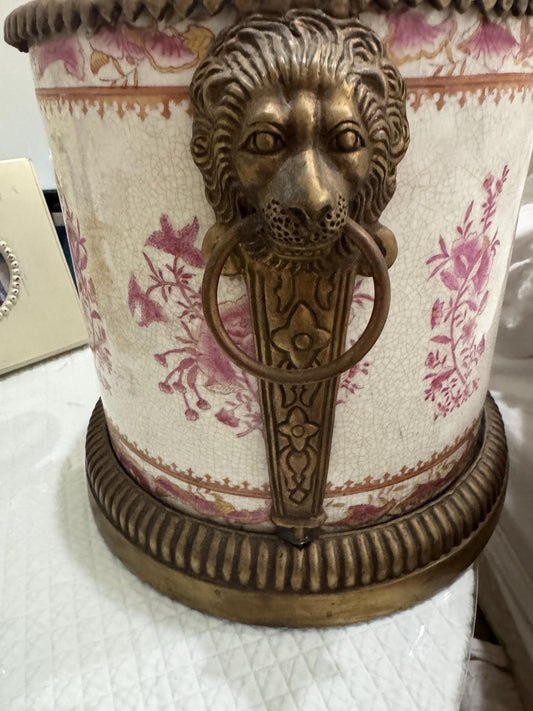 Wong Lee planter pink