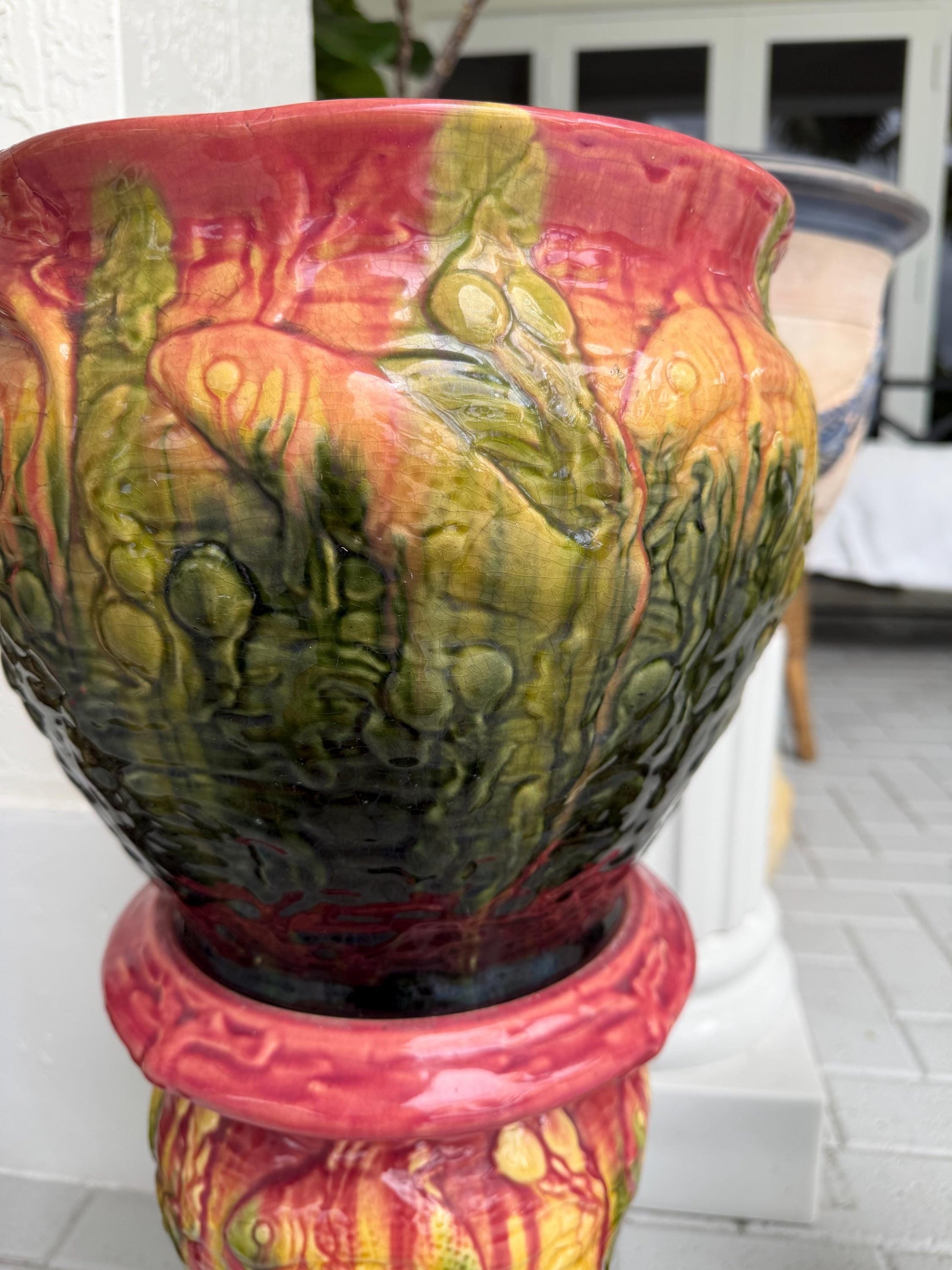 Majolica large pot and pedestal Roseville majolica pink green fish planter with stand