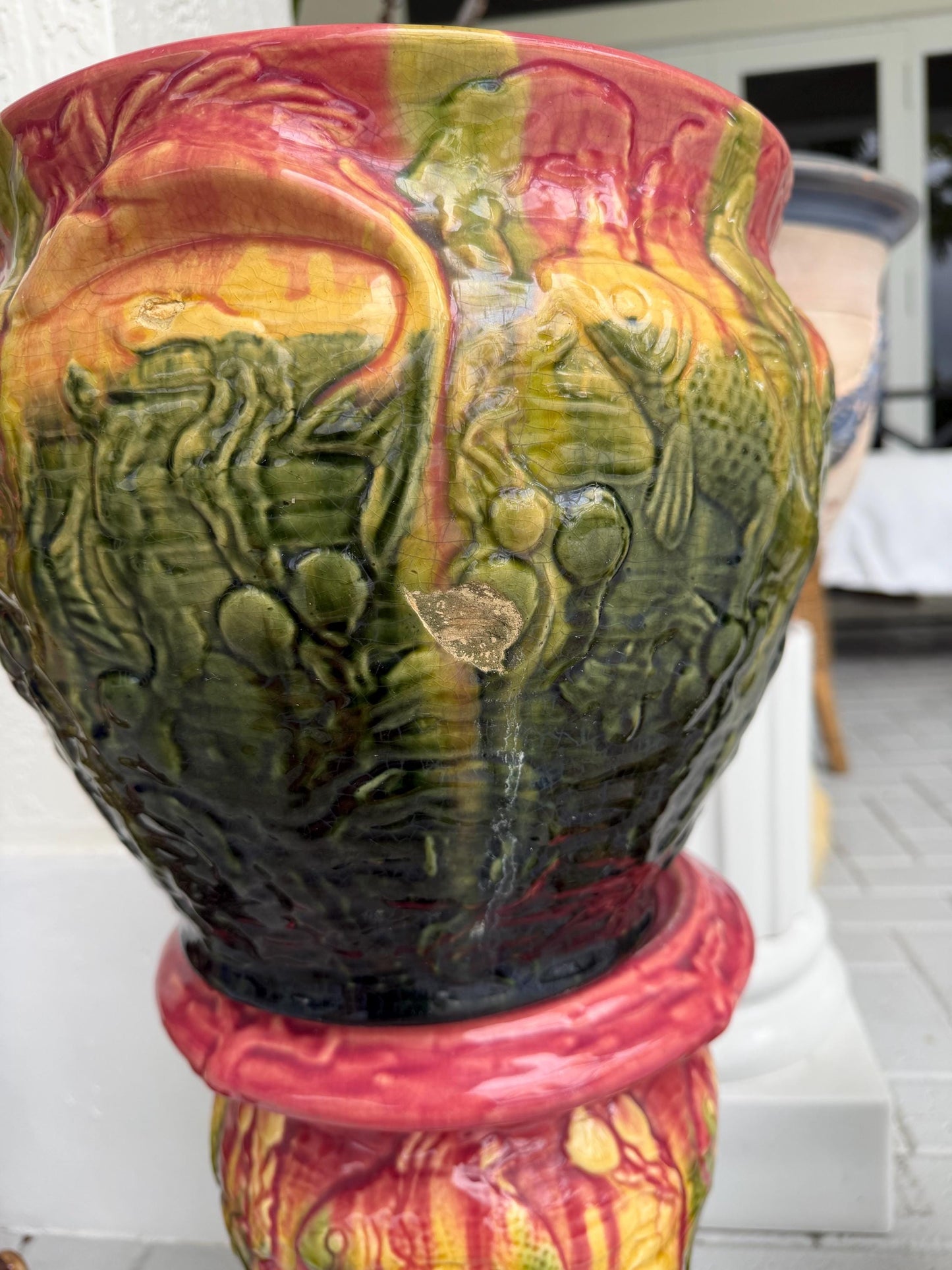 Majolica large pot and pedestal Roseville majolica pink green fish planter with stand