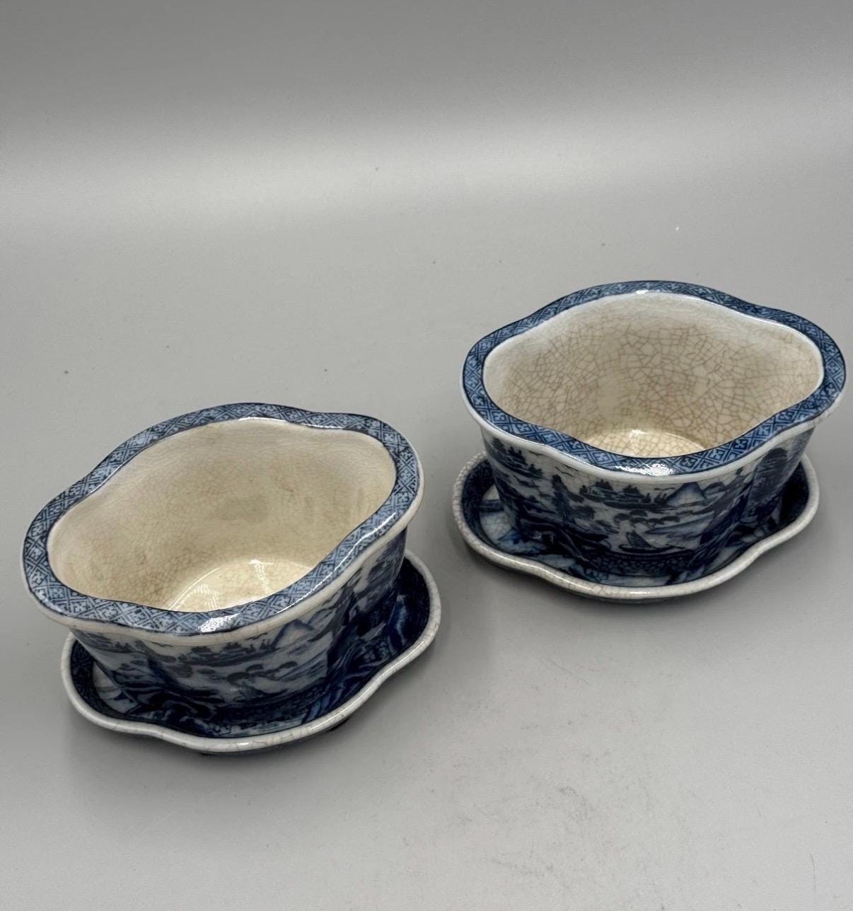 United Wilson JUWC Blue white planter with drip plate Staffordshire printed planter cache pot JUWC jardinare 2 available