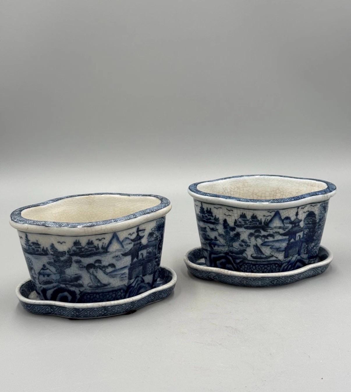 United Wilson JUWC Blue white planter with drip plate Staffordshire printed planter cache pot JUWC jardinare 2 available