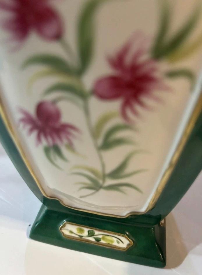 Chelsea House Lidded Vases Lidded Urns Pair of vases Foo Dig finial port royal Chelsea house