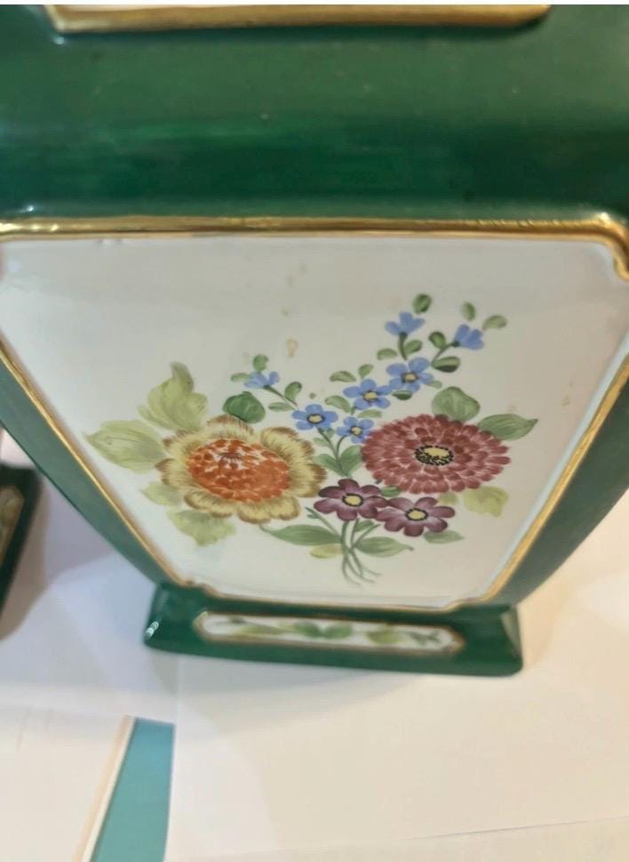 Chelsea House Lidded Vases Lidded Urns Pair of vases Foo Dig finial port royal Chelsea house