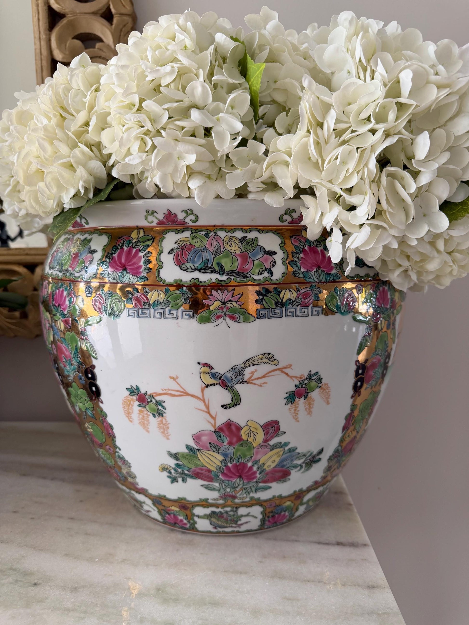 Rose medallion Planter fish pot Famille rose planter jardinare