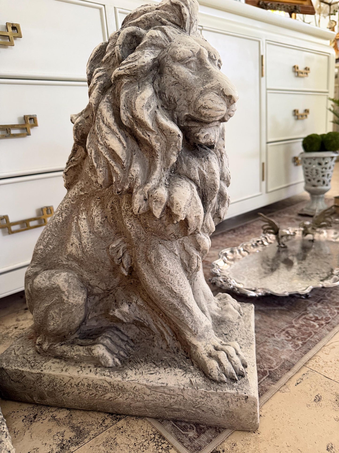 Lion Guardian statue pair of vintage guardian entryway lions
