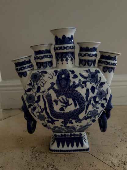 Dragon vase blue white tulipiere vintage flower vase blue white