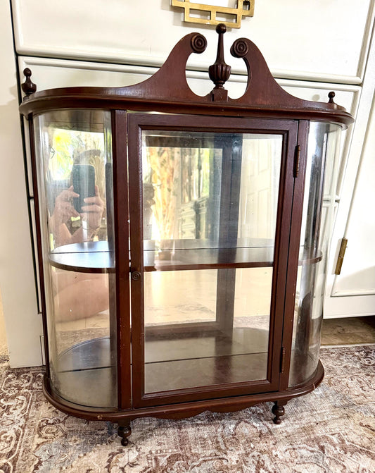 Vintage Butler Curved Glass Wall Curio Cabinet | Mahogany Display Cabinet | Federal Style Mirrored Vitrine