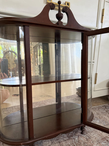 Vintage Butler Curved Glass Wall Curio Cabinet | Mahogany Display Cabinet | Federal Style Mirrored Vitrine
