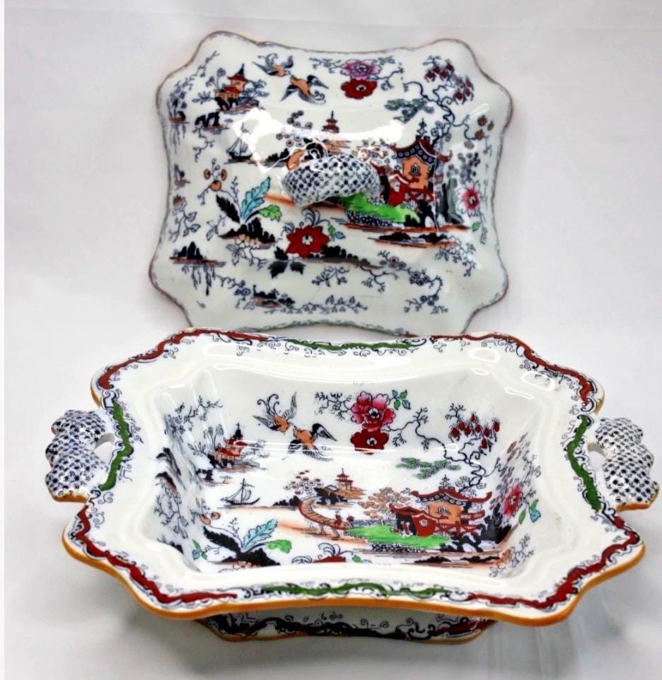 Ashworth Bros Hanley England Gaudy Willow Oriental Pagoda Asian Lid & Casserole