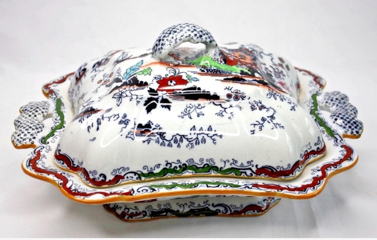 Ashworth Bros Hanley England Gaudy Willow Oriental Pagoda Asian Lid & Casserole