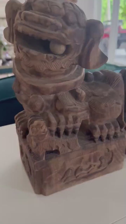 Foo Dogs Carved vintage wood Unique old Foo dogs Shi Shi Lion Pair